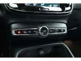 Volvo XC40 (2023) thumbnail 33