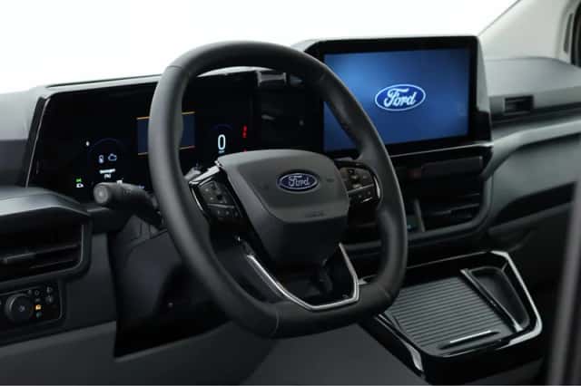 Ford Transit Custom (2025) thumbnail 5
