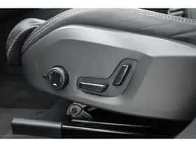 Volvo XC60 (2023) thumbnail 11