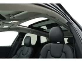 Volvo XC60 (2023) thumbnail 37