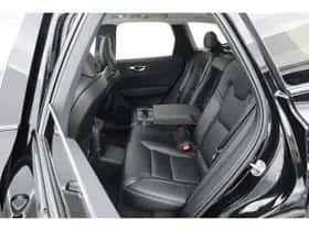 Volvo XC60 (2023) thumbnail 38