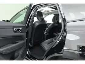 Volvo XC60 (2023) thumbnail 39