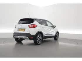 Renault Captur (2016) thumbnail 2