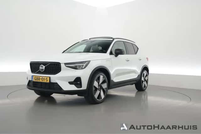Volvo XC40 (2022) thumbnail 1