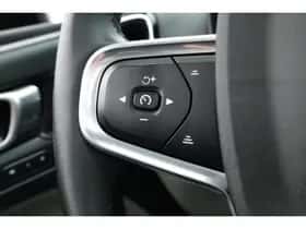 Volvo XC40 (2022) thumbnail 12