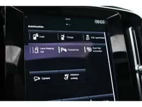 Volvo XC40 (2022) thumbnail 19