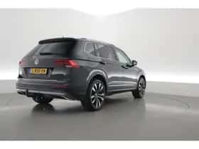 Volkswagen Tiguan (2018) thumbnail 2