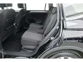 Volkswagen Tiguan (2018) thumbnail 20