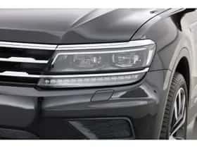 Volkswagen Tiguan (2018) thumbnail 25