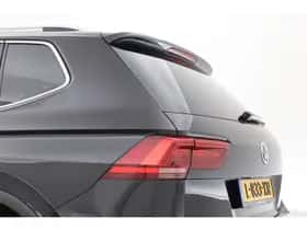 Volkswagen Tiguan (2018) thumbnail 28