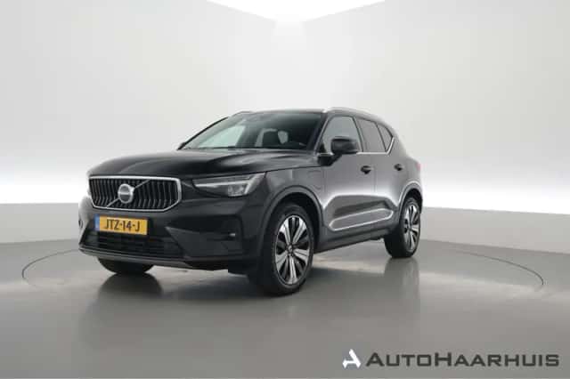Volvo XC40 (2022) thumbnail 1