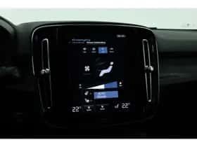 Volvo XC40 (2022) thumbnail 15