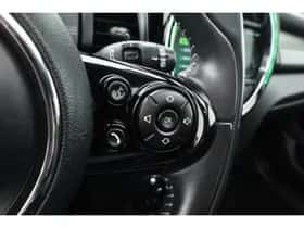MINI Cooper (2018) thumbnail 14
