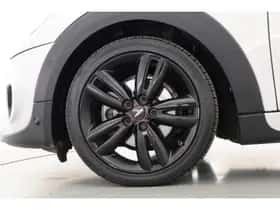 MINI Cooper (2018) thumbnail 33