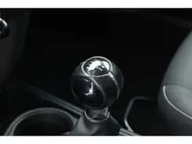 MINI Countryman (2017) thumbnail 6