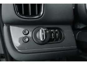 MINI Countryman (2017) thumbnail 8
