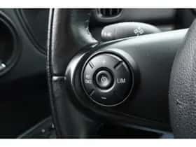 MINI Countryman (2017) thumbnail 10