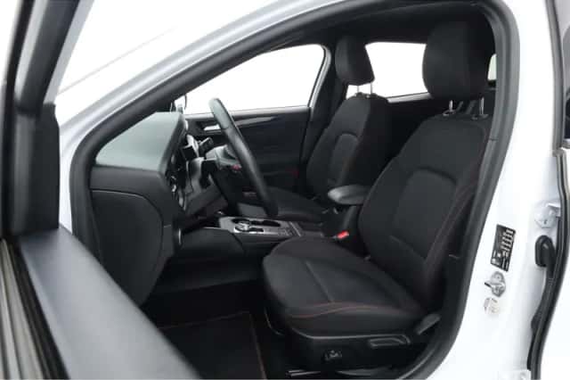 Ford Focus (2019) thumbnail 3