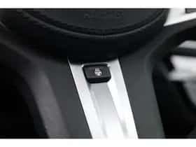 BMW X4 (2021) thumbnail 23