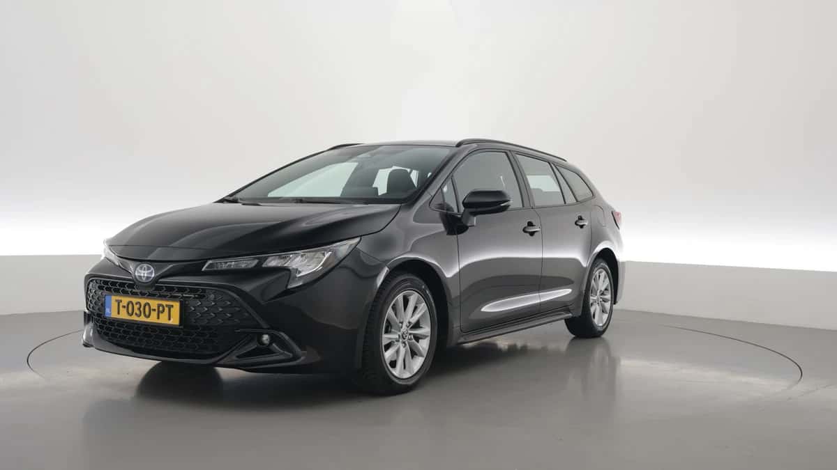 Toyota Corolla (2023) — foto 1