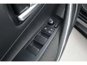 Toyota Corolla (2023) thumbnail 9
