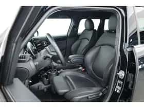 MINI Cooper (2022) thumbnail 3