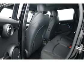 MINI Cooper (2022) thumbnail 24