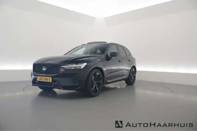 Volvo XC60 (2024) thumbnail 1