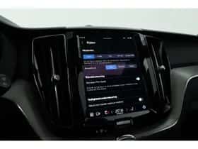 Volvo XC60 (2024) thumbnail 24