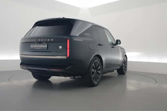 Land Rover Range Rover (2025) thumbnail 2