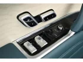 Land Rover Range Rover (2025) thumbnail 8