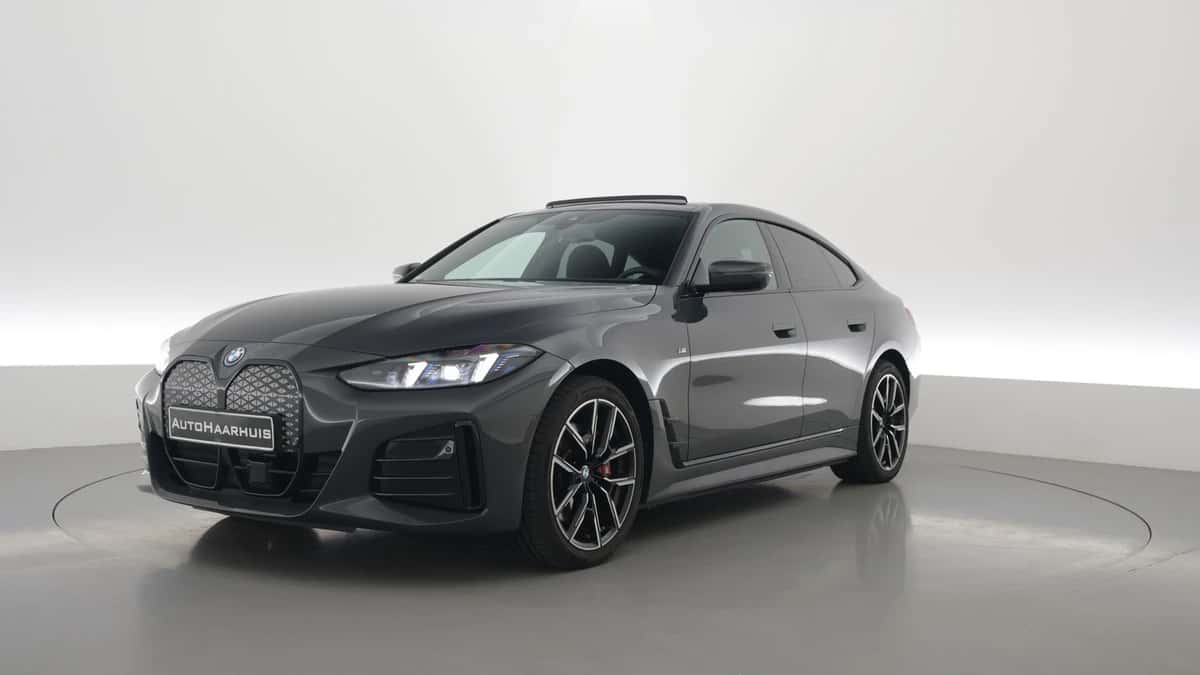 BMW i4 (2025) — foto 1