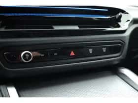 BMW i4 (2025) thumbnail 35