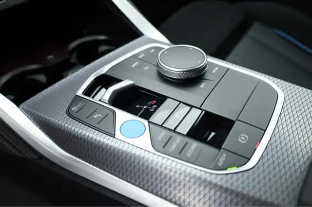 BMW i4 (2025) thumbnail 6