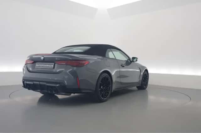 BMW M4 (2025) thumbnail 2