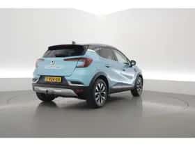 Renault Captur (2021) thumbnail 2