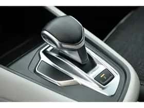 Renault Captur (2021) thumbnail 6