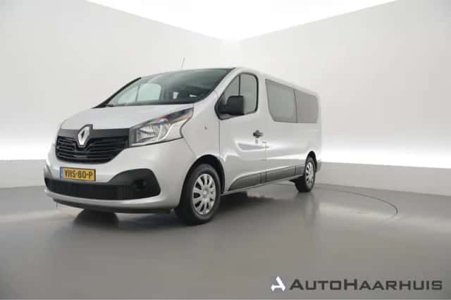 Renault Trafic (2019) thumbnail 1