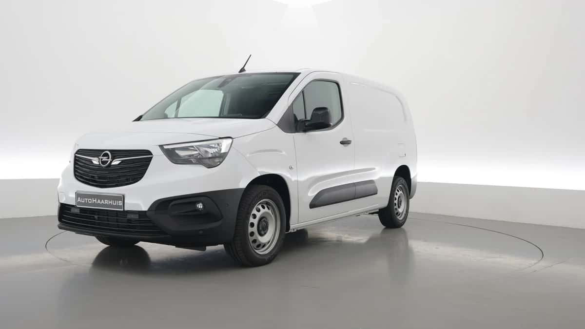 Opel Combo (2024) — foto 1
