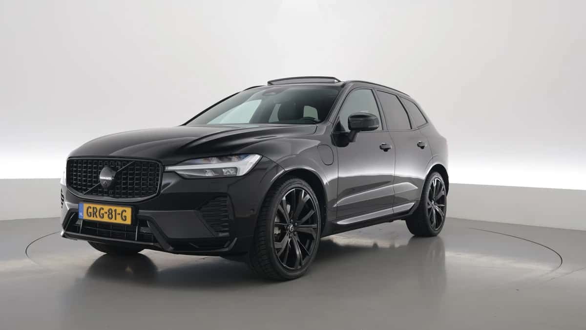 Volvo XC60 (2024) — foto 1