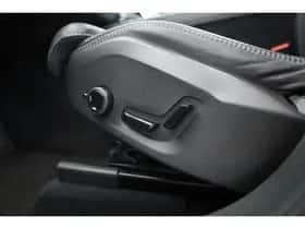 Volvo XC60 (2024) thumbnail 13