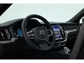 Volvo XC60 (2024) thumbnail 6