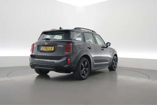 MINI Countryman (2021) thumbnail 2