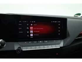Opel Astra (2022) thumbnail 17