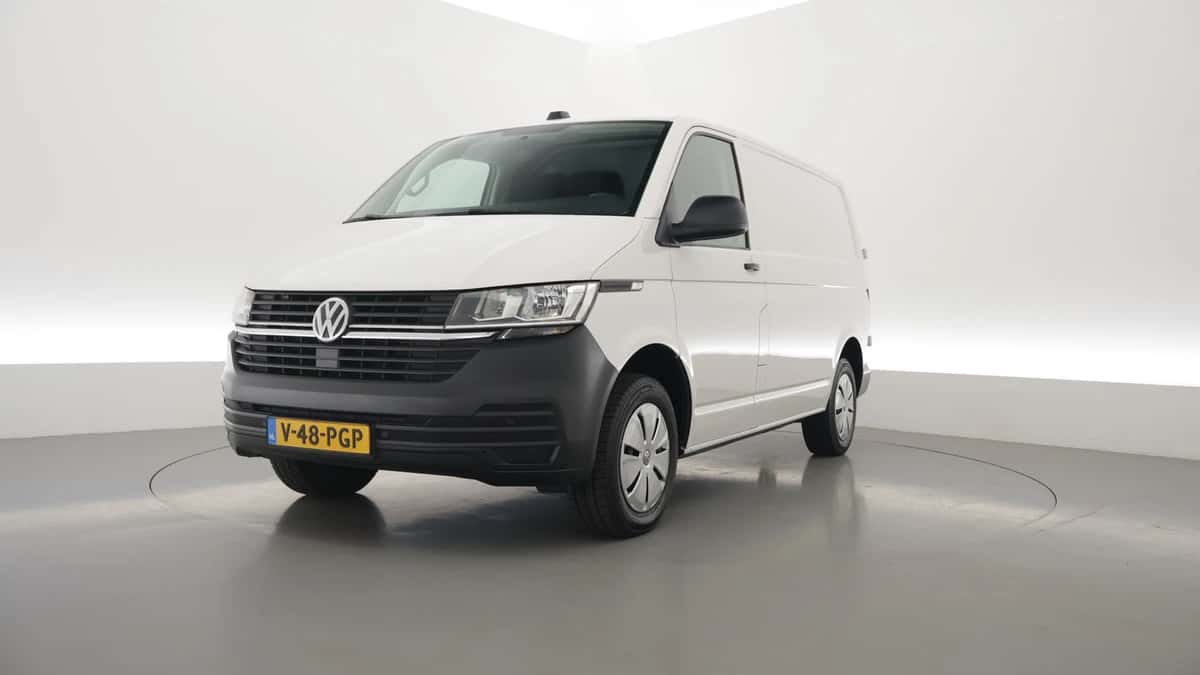 Volkswagen Transporter (2021) — foto 1