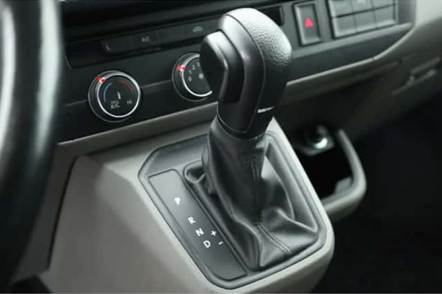 Volkswagen Transporter (2021) thumbnail 6