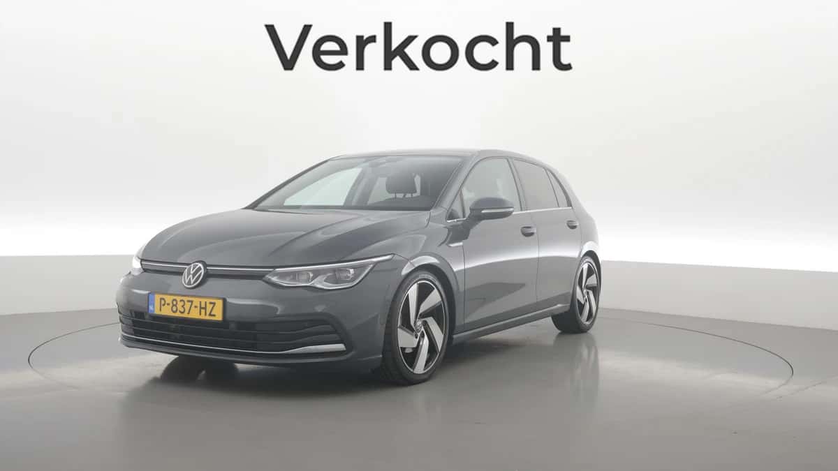 Volkswagen Golf (2020) — foto 1