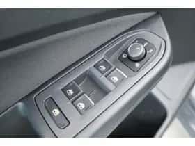 Volkswagen Golf (2020) thumbnail 9