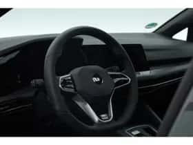 Volkswagen Golf (2021) thumbnail 5