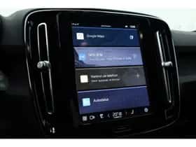 Volvo XC40 (2023) thumbnail 14